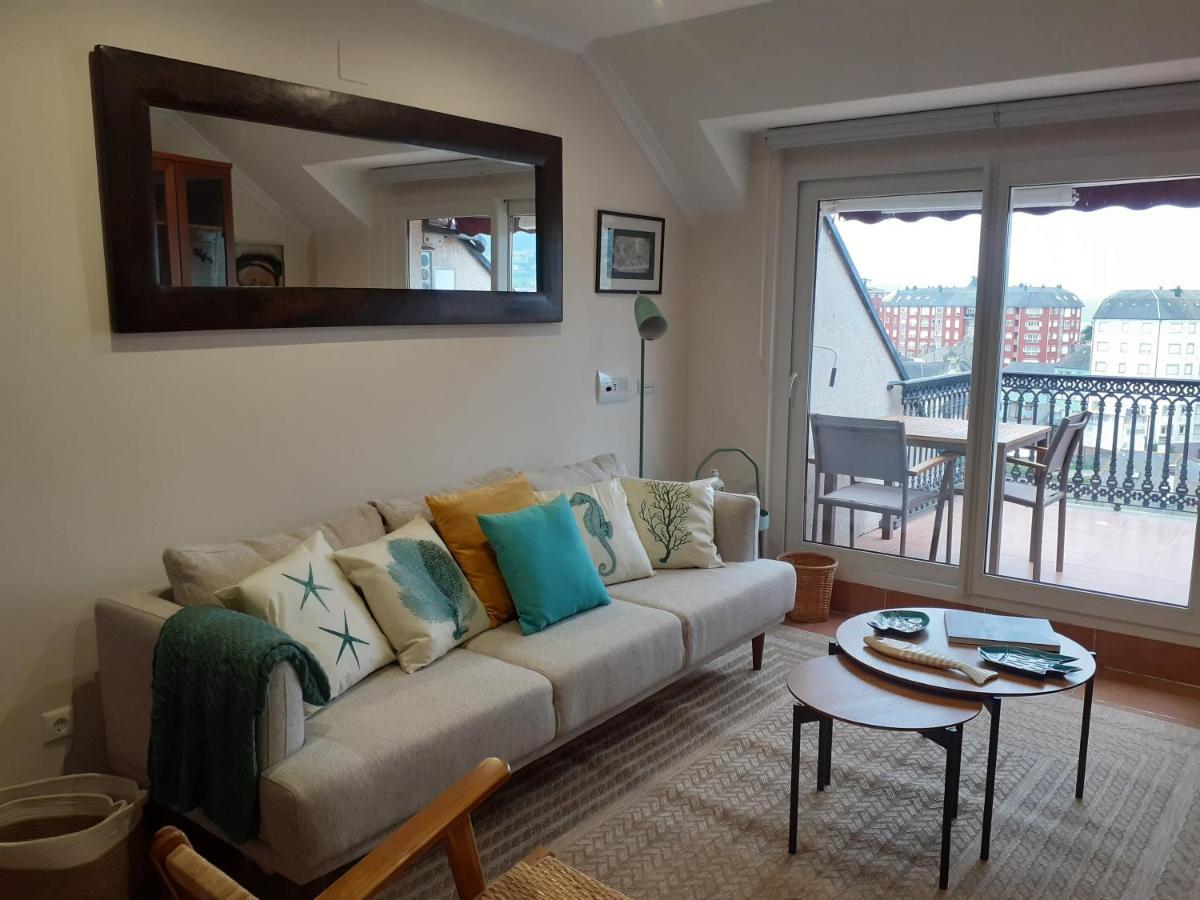 Atico Con Terraza Y Piscina Comunitaria Apartment Ribadeo Bagian luar foto