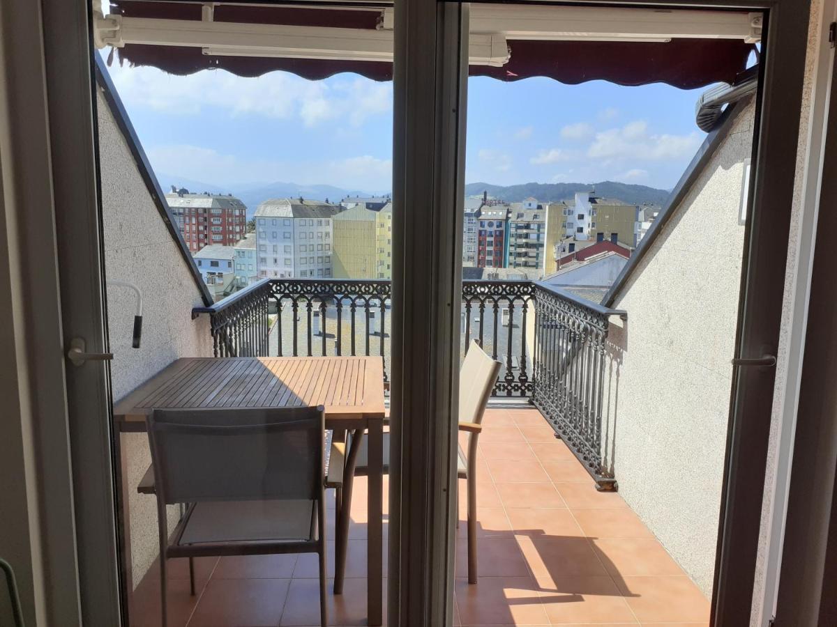 Atico Con Terraza Y Piscina Comunitaria Apartment Ribadeo Bagian luar foto